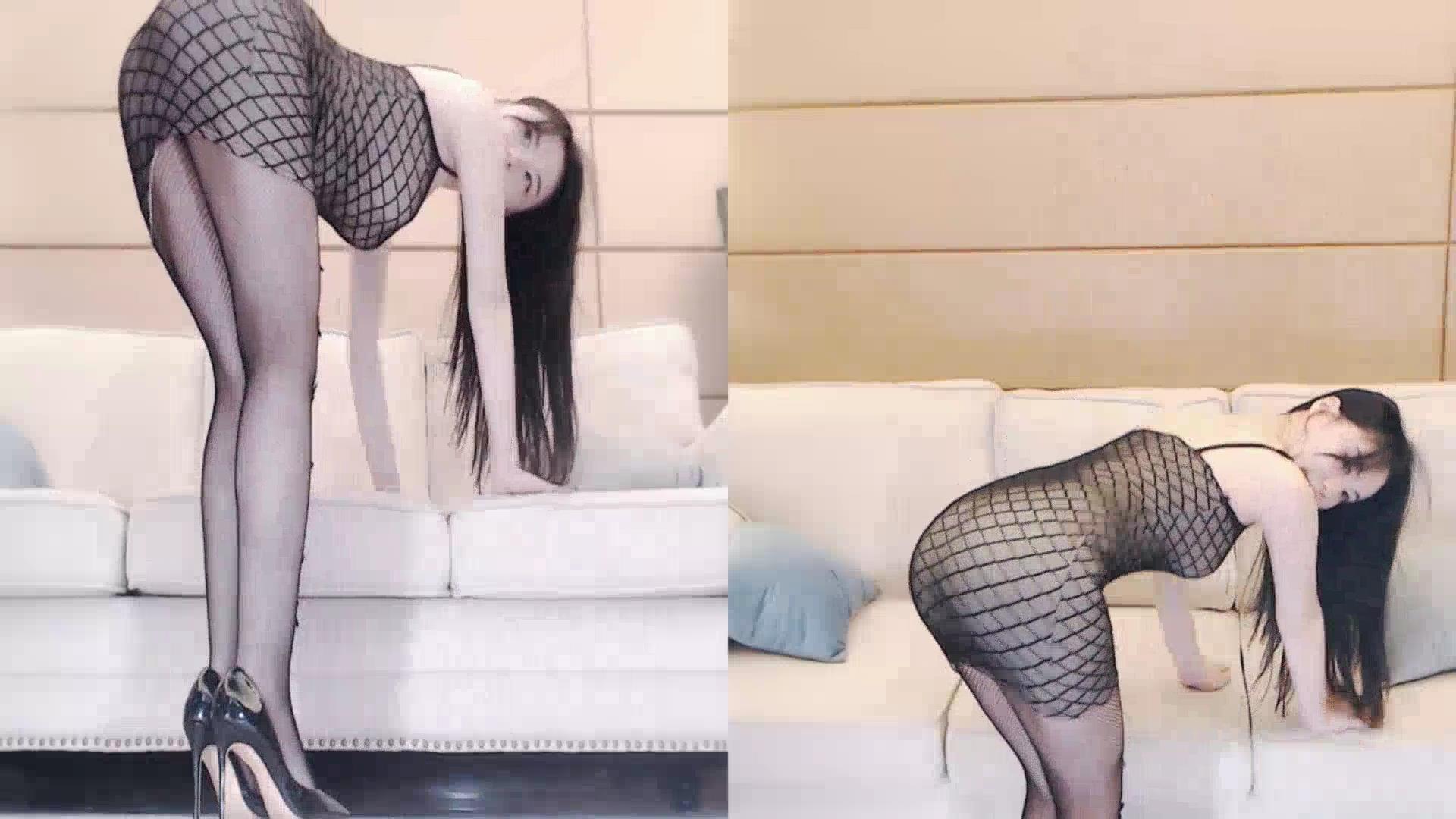 【原版无水】虎牙 织梦-雅熙 定制福利合集【18V】