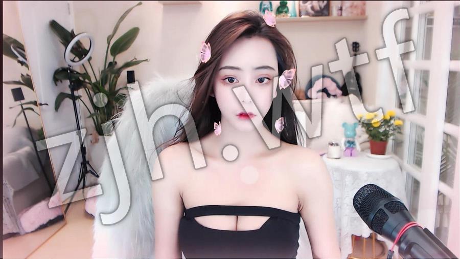 【原版无水】斗鱼高颜主播 李来财儿 火箭房管群福利流出【5V】